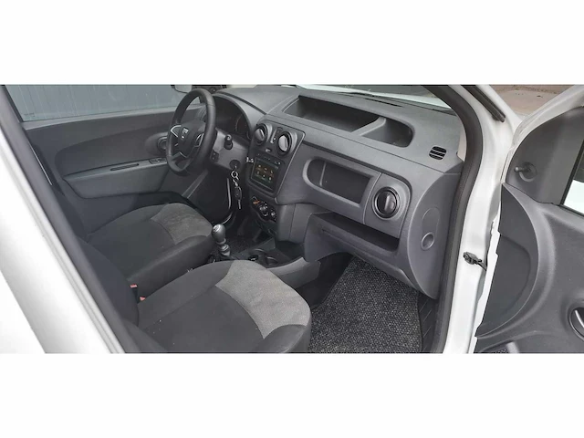 Dacia - dokker - 1.5 blue dci essent. - bedrijfswagen - 2020 - afbeelding 3 van  17
