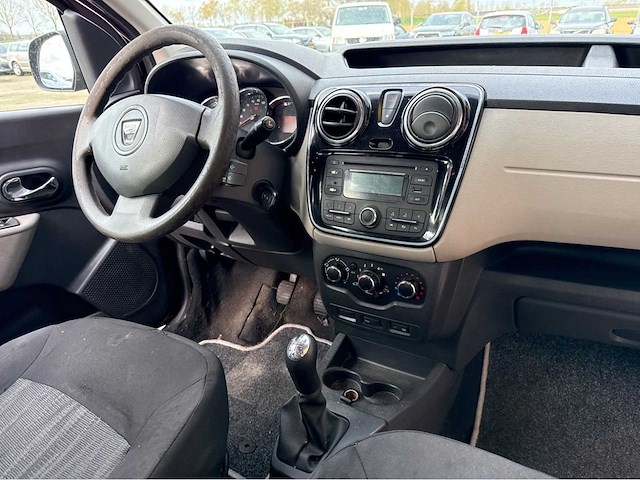 Dacia - dokker - 1.6 sce - personenauto - 2017 - afbeelding 1 van  9
