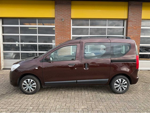 Dacia - dokker - 1.6 sce - personenauto - 2017 - afbeelding 4 van  9