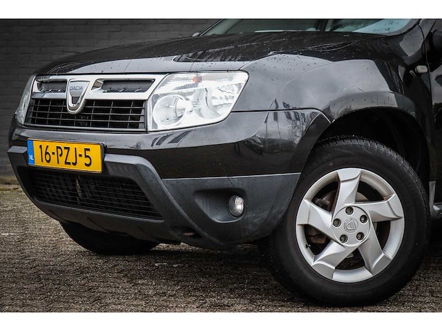 Dacia - duster - 1.6 lauréate 2wd 16-pzj-5 - afbeelding 13 van  17