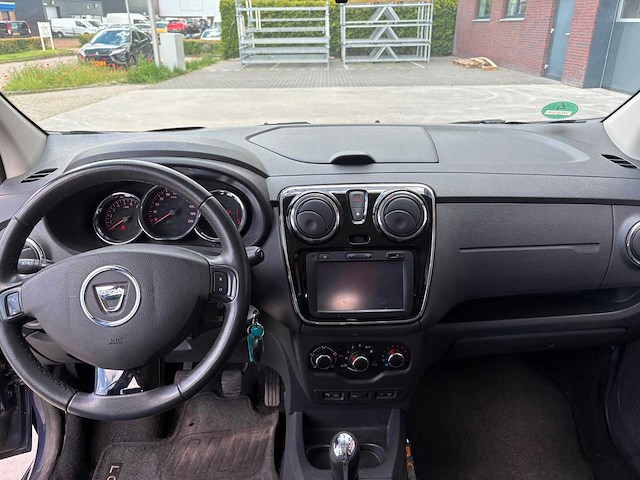 Dacia - lodgy - 1.2 tce 10th anniversary 7p - car - 2016 - afbeelding 15 van  15