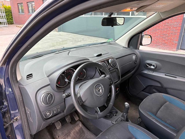 Dacia - lodgy - 1.2 tce 10th anniversary 7p - car - 2016 - afbeelding 8 van  8