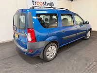 Dacia - logan - mcv 1.6 lauréate - personenauto - 2008 - afbeelding 1 van  3