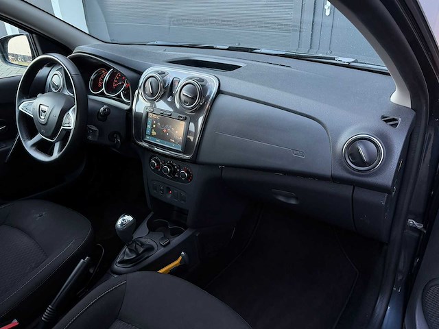 Dacia - sandero - 0.9 tce laureate - car - 2017|pr-498-p|iaw - afbeelding 8 van  21