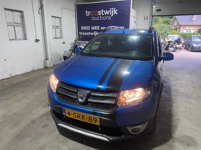 Dacia - sandero - 0.9 tce stepway lau. - 4-srk-89- 2013 - afbeelding 10 van  19