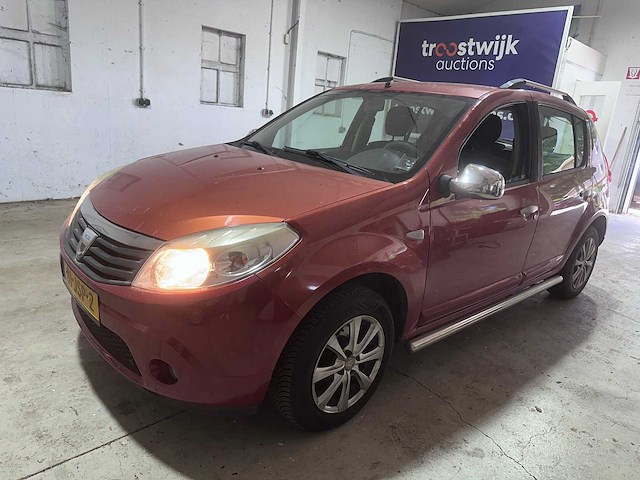Dacia - sandero - 1.2 lauréate - 81-jsp-2- 2009 - afbeelding 1 van  18