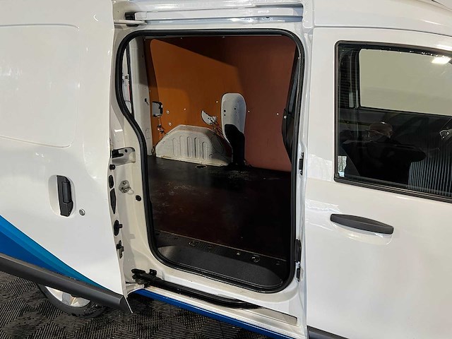 Dacia dokker 1.5 blue dci essent, vfv-74-h - afbeelding 9 van  13