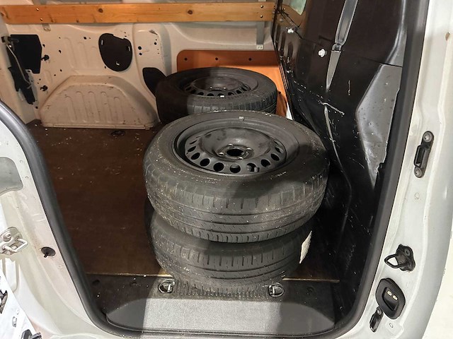 Dacia dokker 1.5 dci 75 ambiance 75pk 2015, vn-247-z - afbeelding 15 van  34