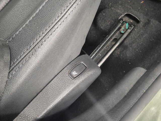 Dacia duster 1.2 tce 4x2 lauréate | l-803-kg - afbeelding 11 van  25