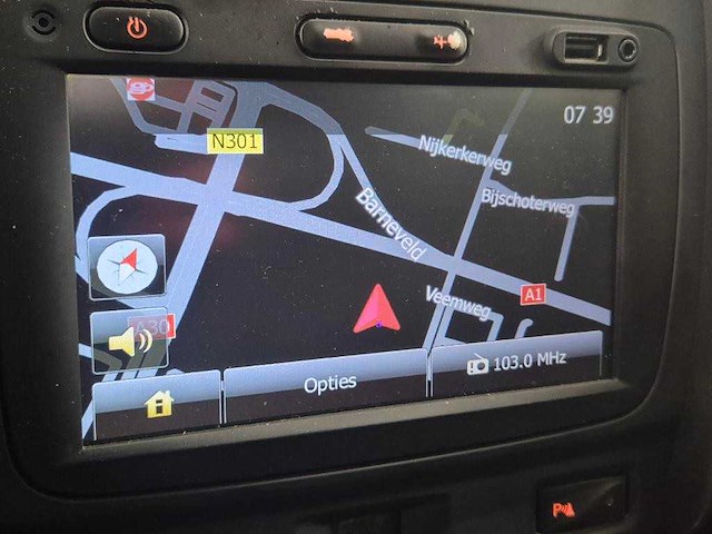 Dacia duster 1.2 tce 4x2 lauréate | l-803-kg - afbeelding 25 van  25