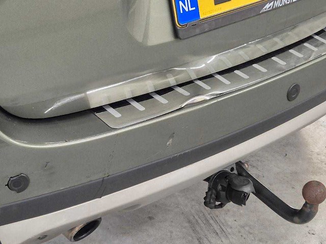 Dacia duster 1.2 tce 4x2 lauréate | l-803-kg - afbeelding 14 van  18