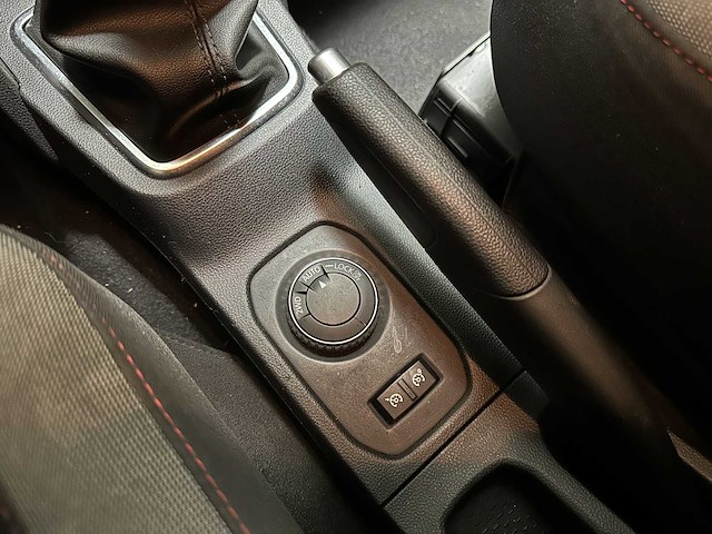Dacia duster 1.2 tce 4x4 comfort 125pk 2018 (origineel-nl + 1e eigenaar), tn-357-z - afbeelding 17 van  43