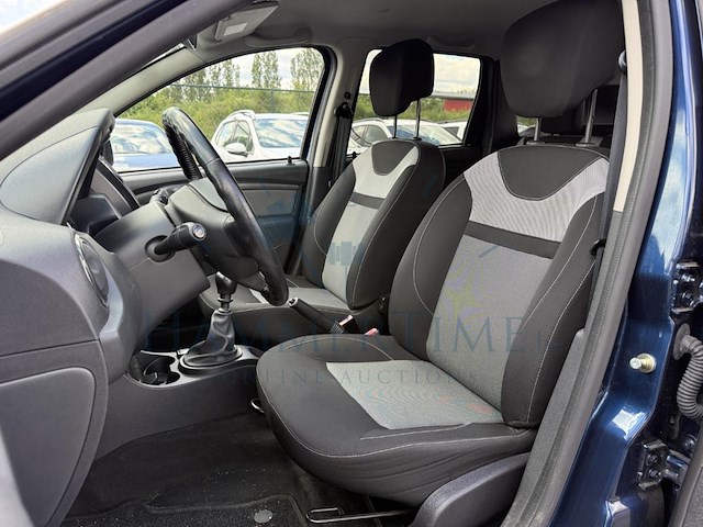 Dacia duster 1.5 dci 4x2 adventure fap,2016 - afbeelding 2 van  29