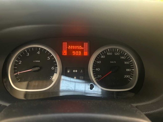 Dacia duster 1.6 lauréate 2wd 2010 | 50-nbl-3 - afbeelding 10 van  11