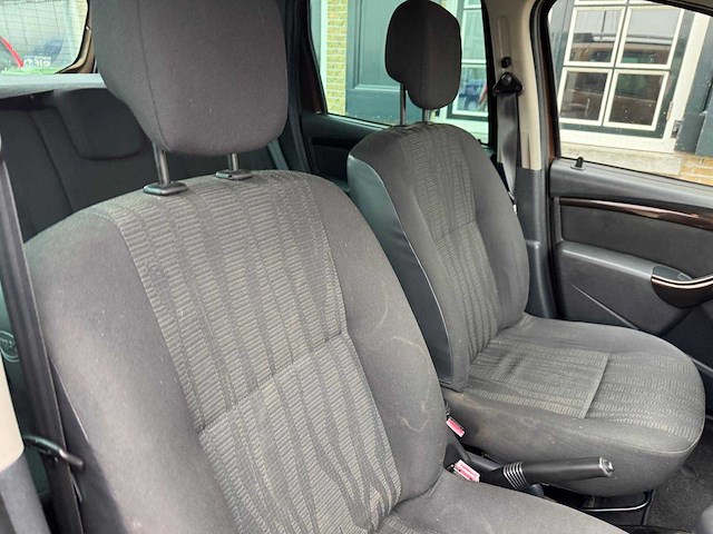 Dacia duster 1.6 lauréate cool pack3 pack exclusive 10-rbx-6 - afbeelding 15 van  22