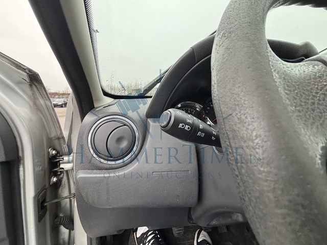 Dacia duster phase 2 1.5 dci 4x2 liberty, 2016 - afbeelding 11 van  37