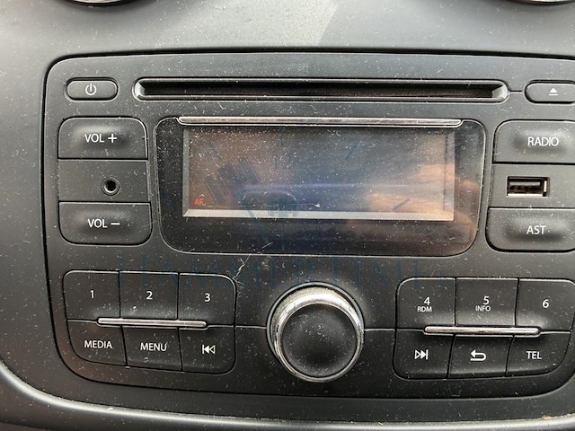 Dacia logan 1.5 dci ambiance,2015 - afbeelding 6 van  33