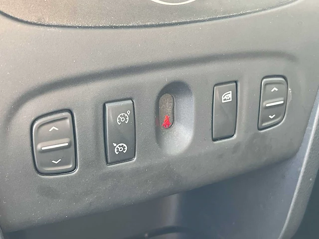 Dacia logan mcv 0.9 tce ambiance 2019 | zs-470-l - afbeelding 8 van  28