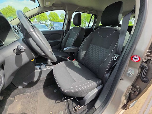 Dacia logan mcv 0.9 tce prestige 2015 | hg-912-l - afbeelding 16 van  19