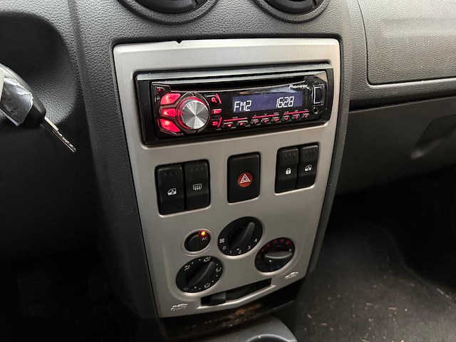 Dacia logan mcv 1.6-16v lauréate 2008 - afbeelding 2 van  13