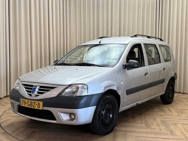 Dacia logan mcv 1.6-16v lauréate 2008 - afbeelding 1 van  13