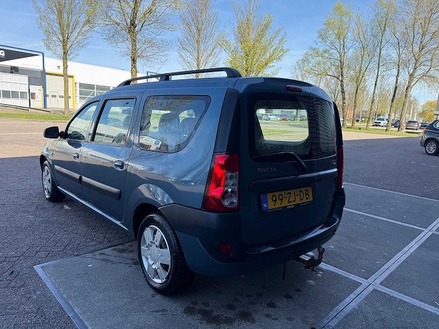 Dacia logan mcv 1.6-16v lauréate, 99-zj-db - afbeelding 8 van  12