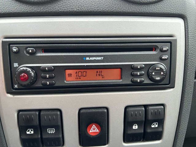 Dacia logan mcv 1.6 lauréate | 23-glb-6 - afbeelding 14 van  30