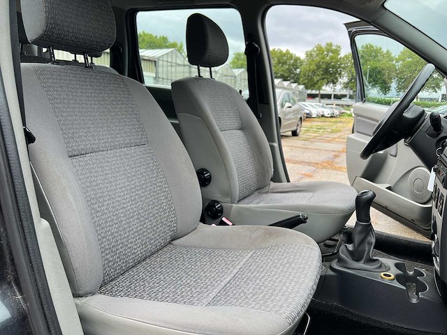 Dacia logan mcv 1.6 lauréate | 23-glb-6 - afbeelding 24 van  30