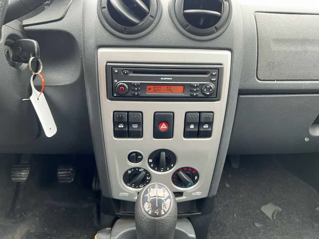 Dacia logan mcv 1.6 lauréate | 23-glb-6 - afbeelding 22 van  29