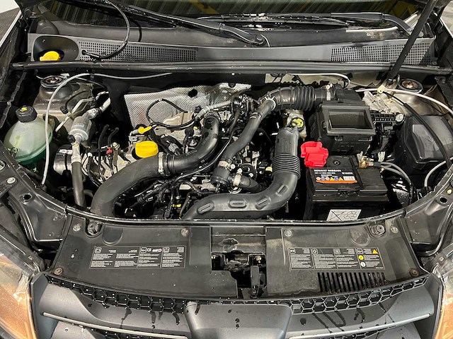 Dacia sandero 0.9 tce blackline, 9-zgz-47 - afbeelding 8 van  17