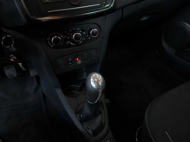 Dacia sandero 0.9 tce laureate 73pk 2019, g-092-lp - afbeelding 19 van  39