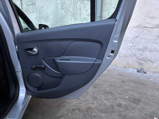 Dacia sandero 0.9 tce laureate 73pk 2019, g-092-lp - afbeelding 28 van  39