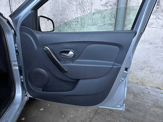 Dacia sandero 0.9 tce laureate 73pk 2019, g-092-lp - afbeelding 30 van  39