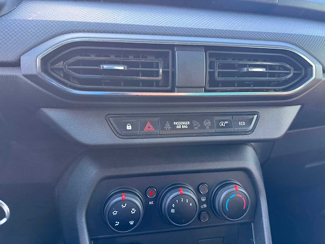 Dacia sandero 1.0 tce 90 essential* l-229-hp - afbeelding 2 van  13