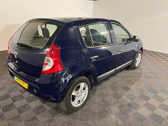 Dacia sandero 1.2 aniversare, 04-xtx-1 - afbeelding 16 van  20