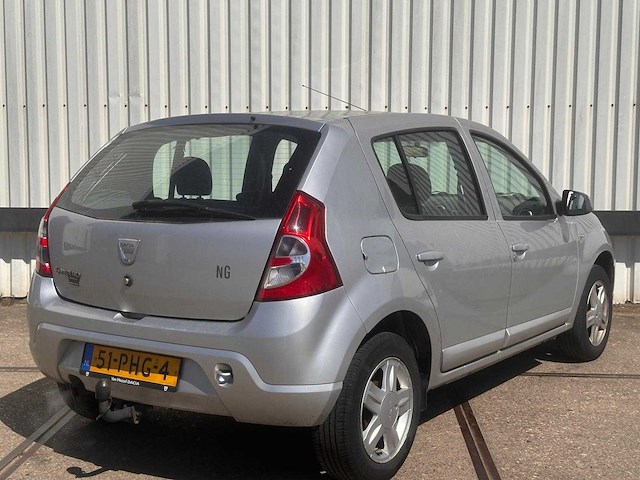 Dacia sandero 1.2 blackline, 51-phg-4 - afbeelding 3 van  9