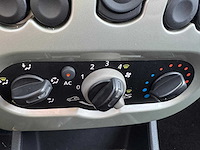 Dacia sandero 1.2 blackline, 58-sjr-7 - afbeelding 9 van  18