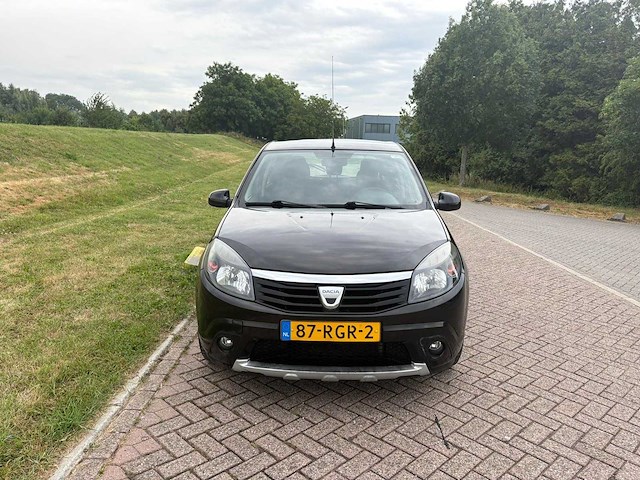 Dacia sandero 1.2 blackline , 87-rgr-2 - afbeelding 11 van  18