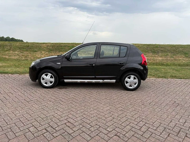 Dacia sandero 1.2 blackline * , 87-rgr-2 - afbeelding 12 van  18