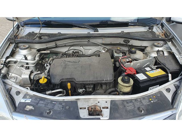 Dacia sandero 1.2 lauréate, 00-pfb-1 - afbeelding 3 van  10