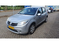 Dacia sandero 1.2 lauréate, 00-pfb-1 - afbeelding 1 van  10