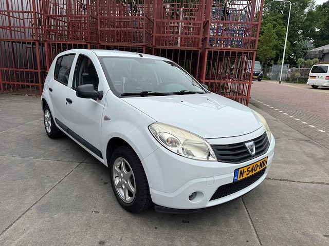 Dacia sandero 1.2 lauréate n-540-nd - afbeelding 11 van  15