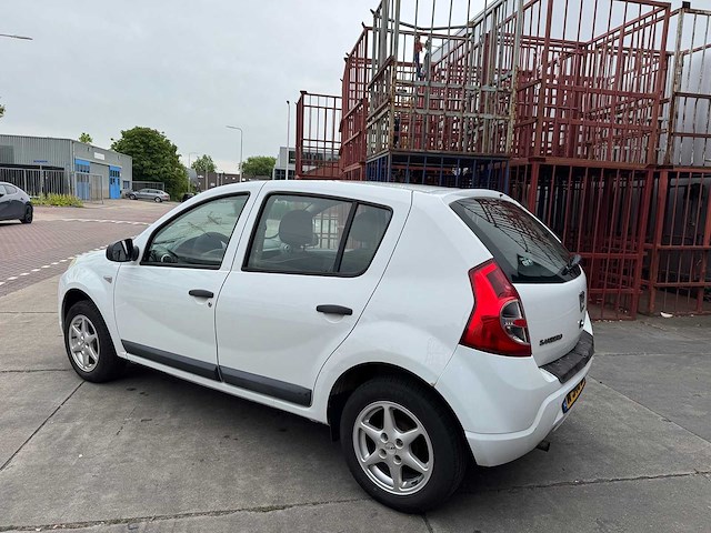 Dacia sandero 1.2 lauréate n-540-nd - afbeelding 9 van  15