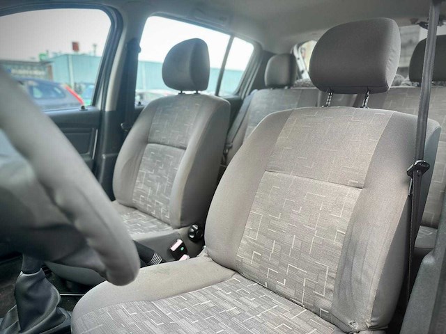 Dacia sandero 1.4, 91-hbt-4 - afbeelding 8 van  13