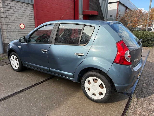 Dacia sandero 1.4 lauréate, 46-htj-2 - afbeelding 9 van  13