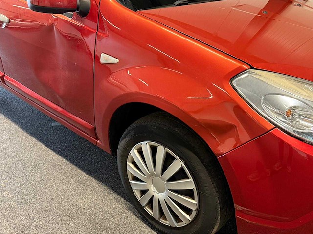 Dacia sandero 1.6 lauréate 2009 | 45-jbl-6 iaw - afbeelding 11 van  20
