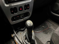 Dacia sandero 1.6 lauréate 2009 | 45-jbl-6 iaw - afbeelding 18 van  20