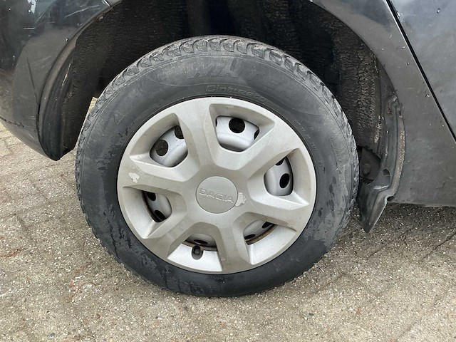 Dacia sandero 51-znt-6 - afbeelding 29 van  29