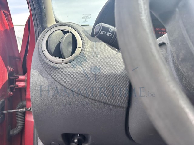Dacia sandero stepway 1.5 dci stepway fap,2011 - afbeelding 13 van  31