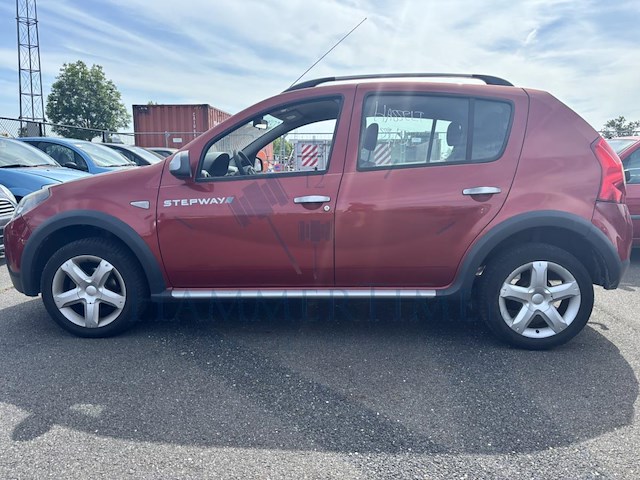 Dacia sandero stepway 1.5 dci stepway fap,2011 - afbeelding 30 van  31